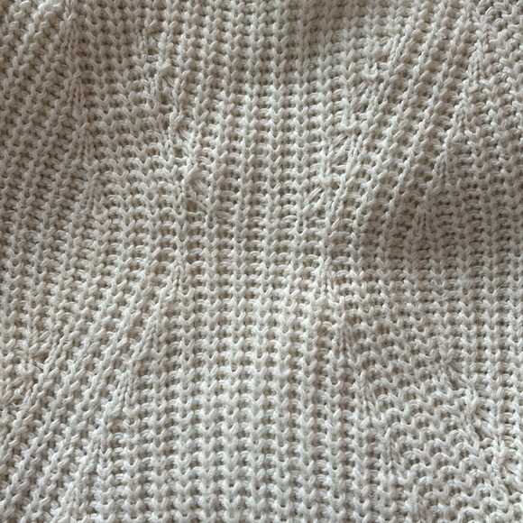 GUC Anine Bing Cozy White Sweater - XS (oversized) - Picture 7 of 8